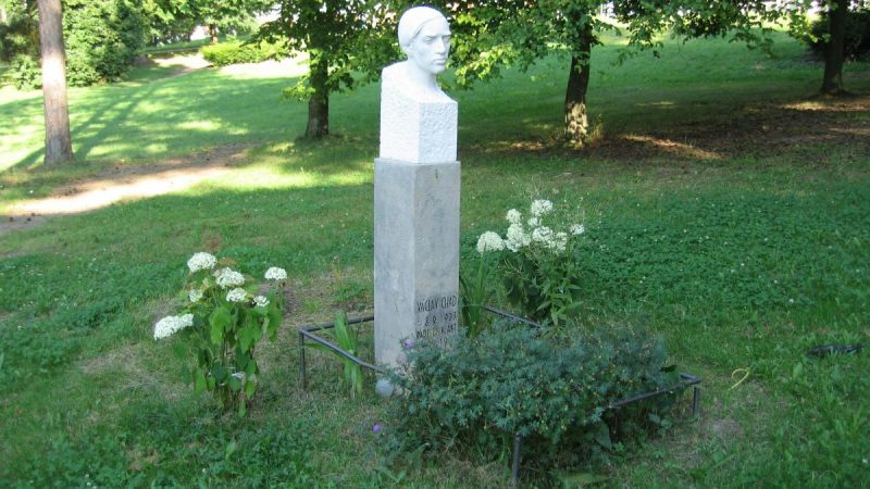 Pomník Václavu Chadovi
